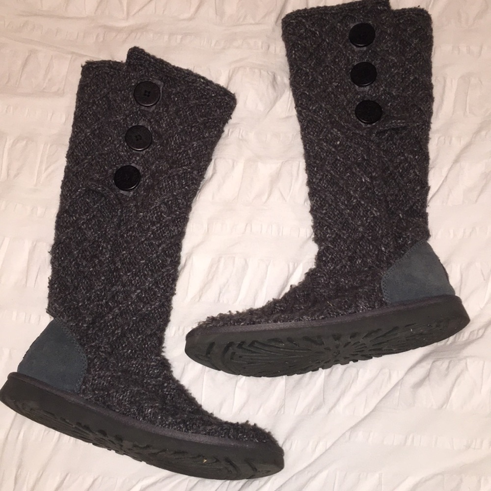 Gray Knit Ugg Boots - image 2